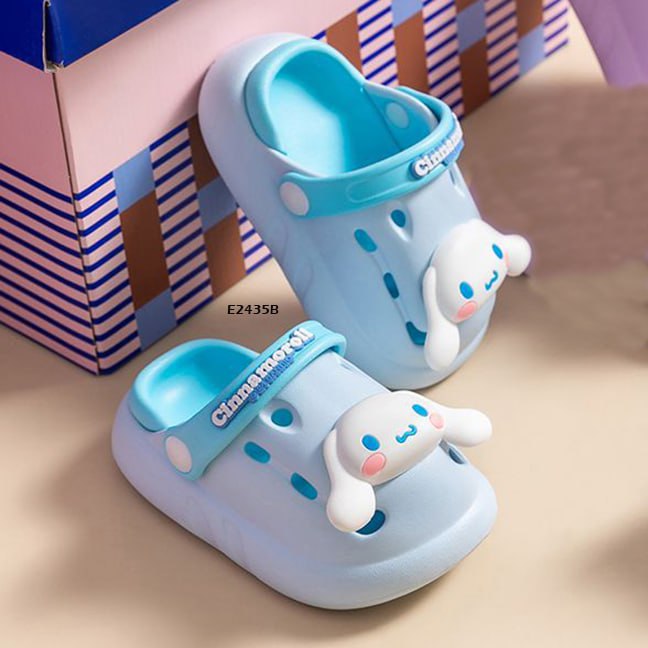 Sandal Crocs Anak Cewek/Perempuan Usia 1-4 Tahun  Crocs Sanrio Bahan Premium Impor