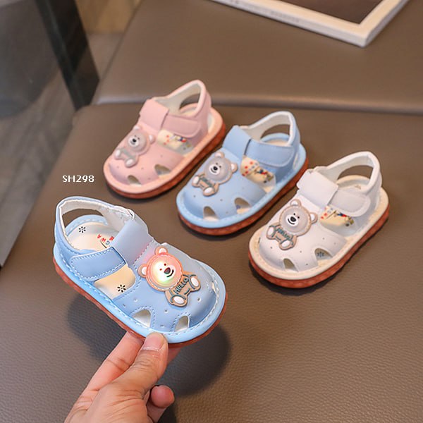 Sepatu Sandal LED Anak Cewek/Cowok Usia 1-12 Bulan Style Hello Bear  Bahan Premium Impor