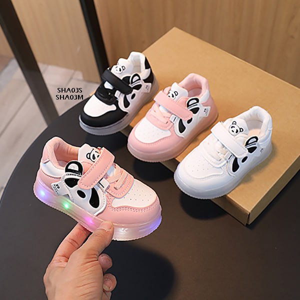 Sepatu Sneakers Anak Cewek/Cowok Usia 1-5 Tahun LED Panda  Bahan Premium Impor