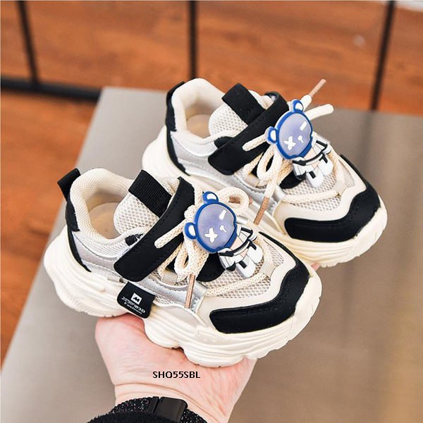 Sepatu Sneaker Anak Perempuan / Laki-laki  Shoes Astronot Bahan Premium Impor