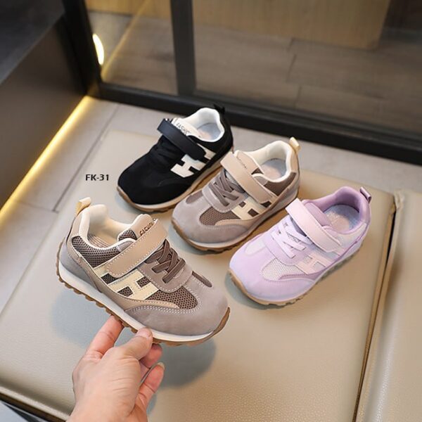 Sepatu Sneakers Anak Motif HI
