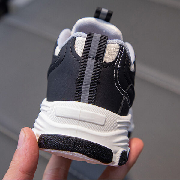 Sneakers Shoes Kuromi Tali Putar