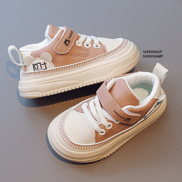 Sepatu Sneakers MIA
