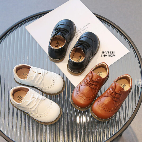 Shoes Retro Casual White. SHV182SWH Size 21-25 Moq5 Harga Cash 95.500 per psg, SHV182MWH Size 26-30 Moq5 Harga Cash 102.500 per psg- Sepatu Anak Retro Casual