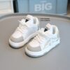 Sepatu Sneakers Anak Warna Snow