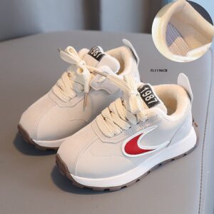 Sneakers Shoes Moon Chreme – Casual & Stylish